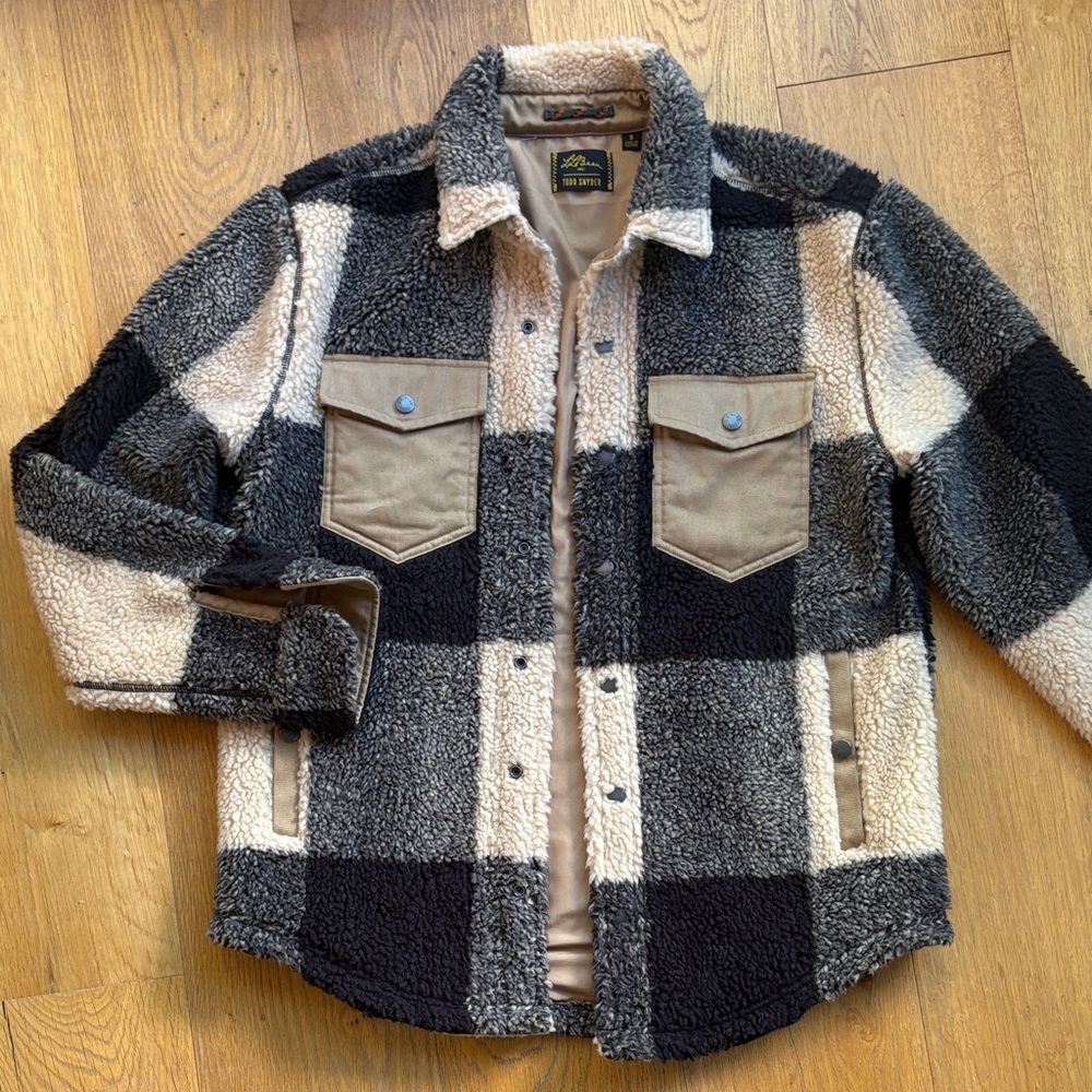 Todd Snyder x L.L.Bean Men’s Black and Cream Plaid Sherpa Jacket Shacket